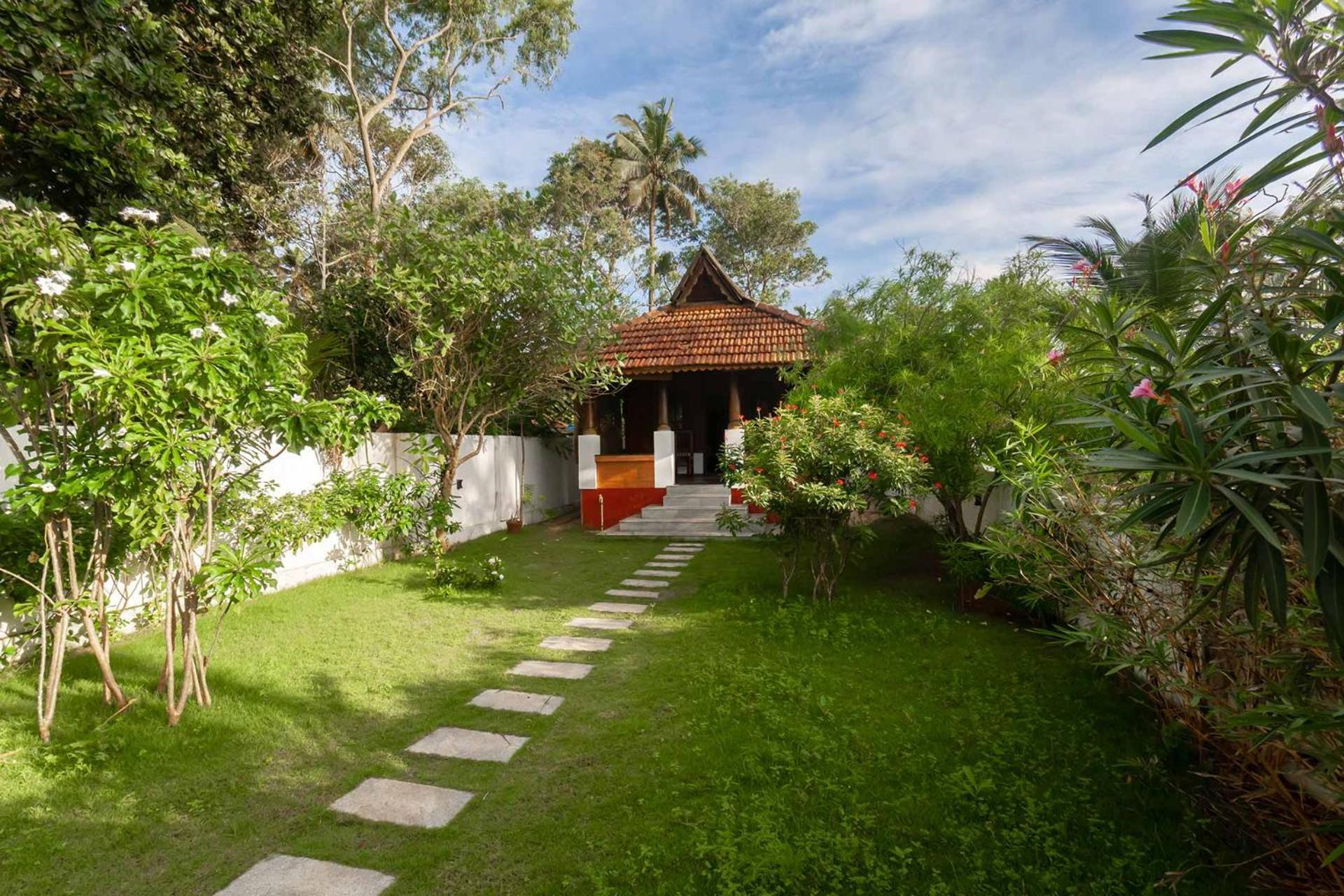 Deshadan'S Tarangi Beach Villas,Marari Mararikulam Exterior foto